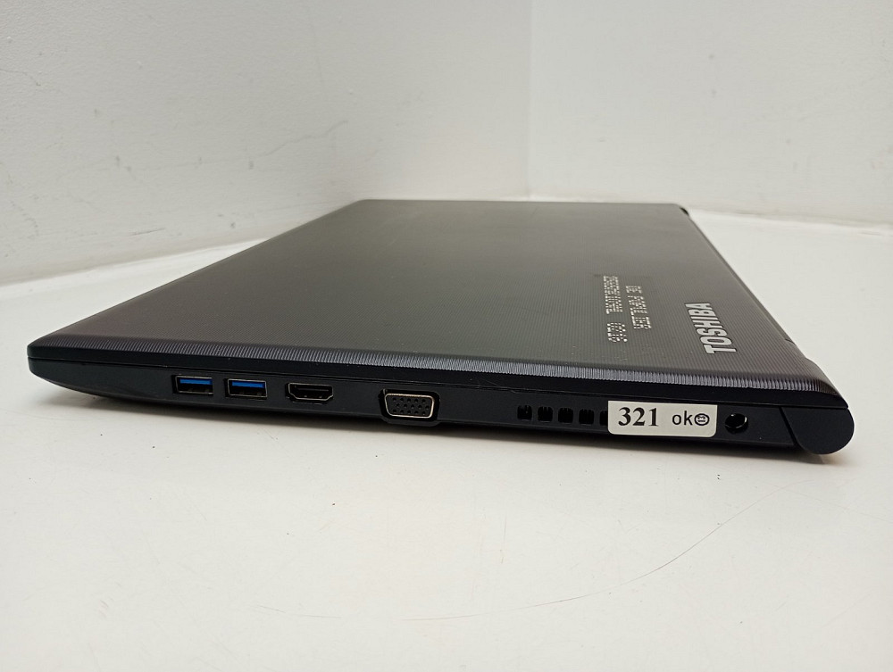 Ноутбук Toshiba R50-B i3-4005u\4\0 АКБ+ (товар вживаний) Луцк - изображение 6