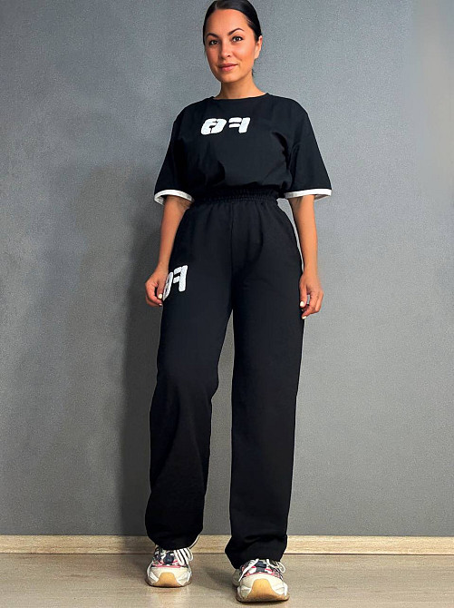 Костюм женский CAPPITONE 101190 оверсайз футболка с нашивкой FG и брюки палаццо на резинке черный, черный, S Киев - изображение 16