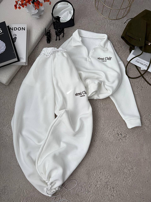 Жіночий трендовий костюм костюм-двійка тринитка на фліс Молочний Одеса - фото 2