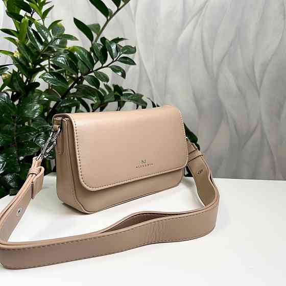 Брендовая женская сумка. Женская сумка маленькая через плечо. Киев