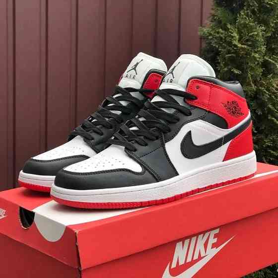 Кроссовки Nike AIR Jordan Белые Красные Мужские Черные Джорданы Высокие Найк (размеры: 41,42,43,44,45) Днепр