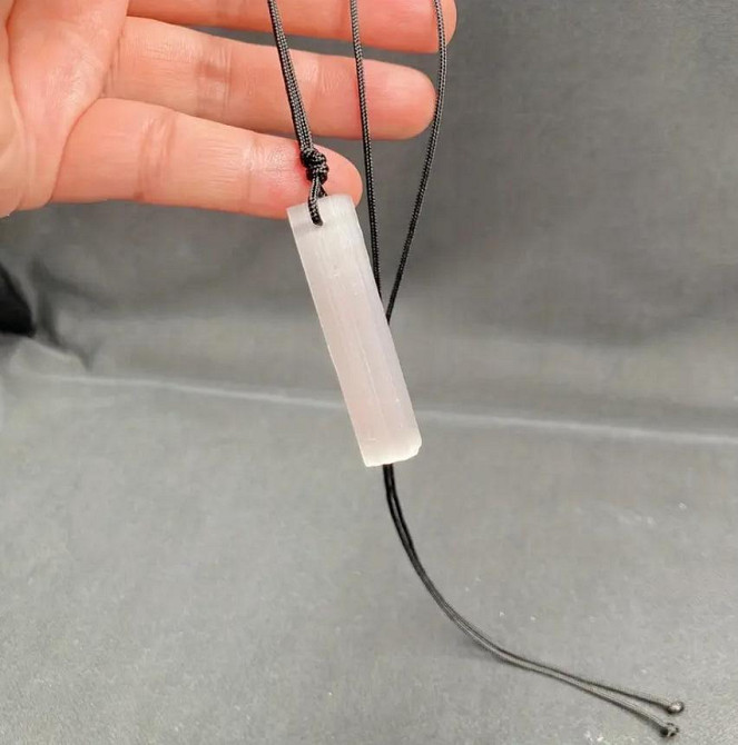 Подвеска из натурального необработанного селенита, 5.5 см. Киев - изображение 2