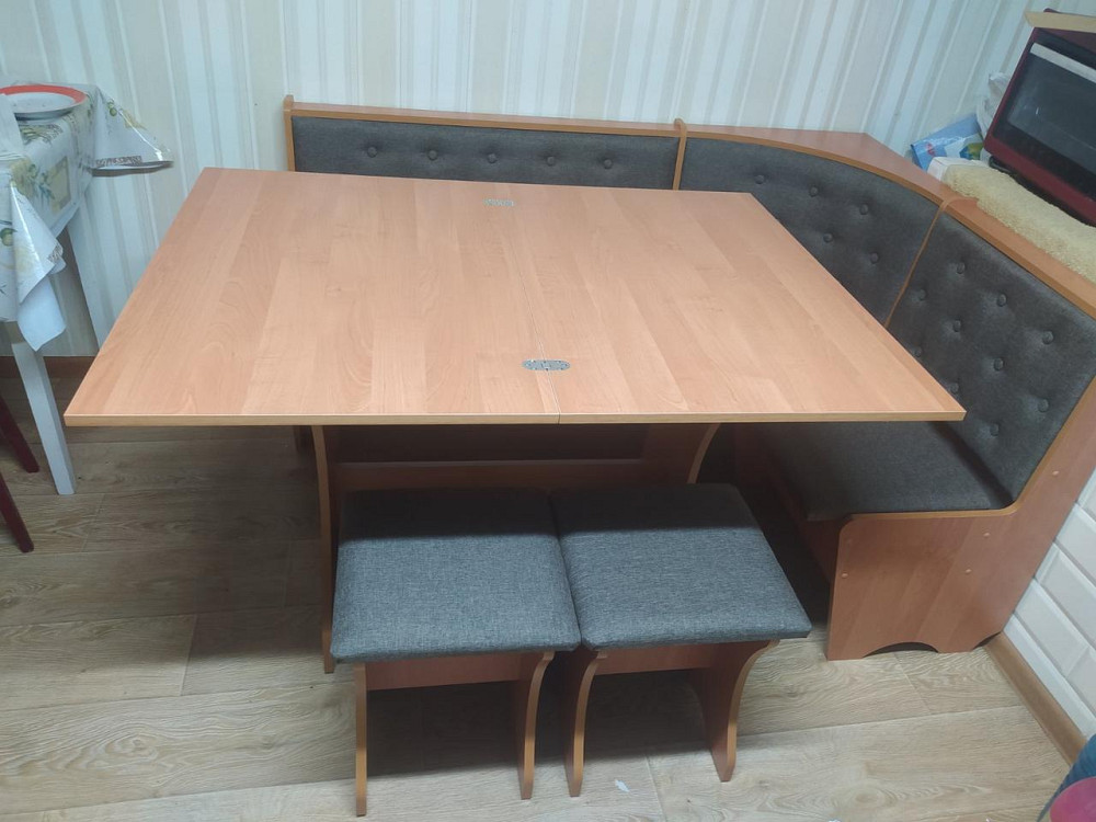 Куток кухонний зі столом та 2 табуретки 114х154 см Сімейний / Вільха Львів - фото 8