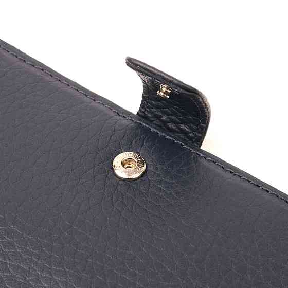 Вертикальное мужское портмоне с хлястиком из натуральной кожи KARYA 21190 Синий Киев