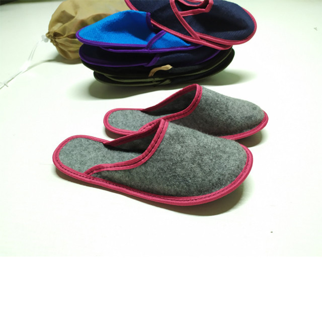 Набір гостьових тапочок для щоденного використання з нетканого матеріалу Одеса - фото 9