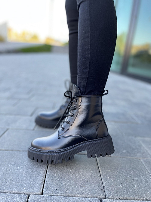 Жіночі черевики M.KRAFT чорні натуральна шкіра висота підошви 3/5 см розмір 37-40 (4827) Коломия - фото 1