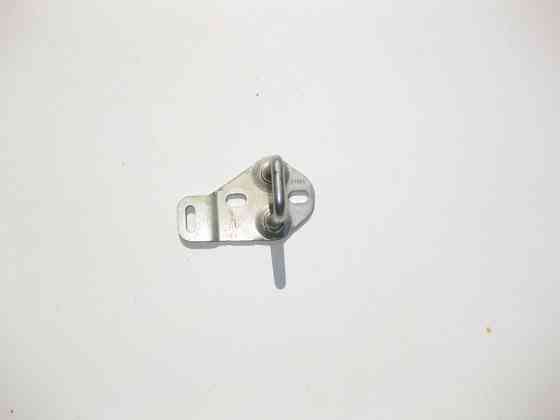 Mercedes-Benz  A2039230132 Вушка - петля замка 2-го ряду сидінь зліва C-Class S203 CLC Sportcoupe C203 B-Class W245 A-Class W169 Одесса