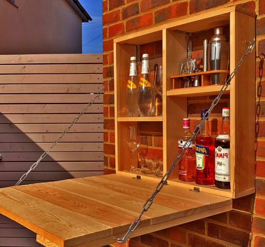 Настенный бар 