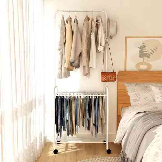 Стеллаж вешалка для штанов и одежды с обвувью и аксессуаров,передвижной с перекладиной для тремпелей,цвет Каменец-Подольский