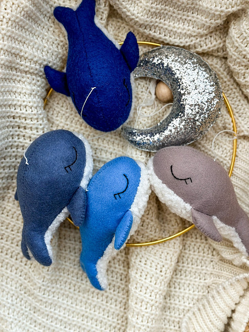 Дитячий музичний мобіль на ліжечко для немовлят WooolyWool «Кити» з 35 мелодіями Київ - фото 8