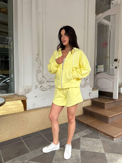 Жіночий базовий прогулянковий костюм-двійка: кофта та шорти турецька двонитка 100% бавовна Лимонний, 42/44 Одеса - фото 9