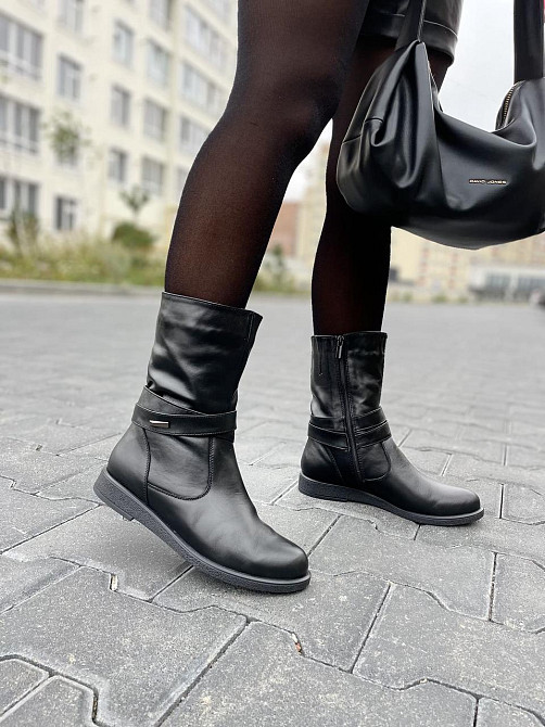 Напівчоботи жіночі ЭММА чорні натуральна шкіра з хутром висота 21 см обхват 29-32 см 40р. (2097 Коломия - фото 4