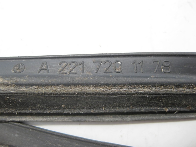 Mercedes-Benz  A2217201178 Ущільнювальна гумка спереду передніх лівих дверей S-Class W221 Одеса - фото 3