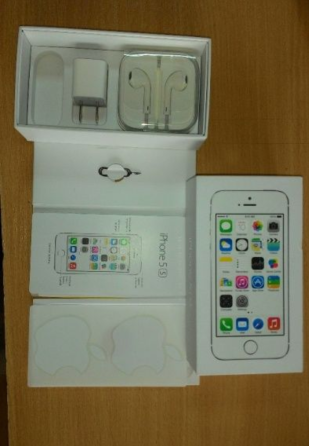 IPhone 5S 32Gb. Neverlock. Оригинал. Полный комплект Киев