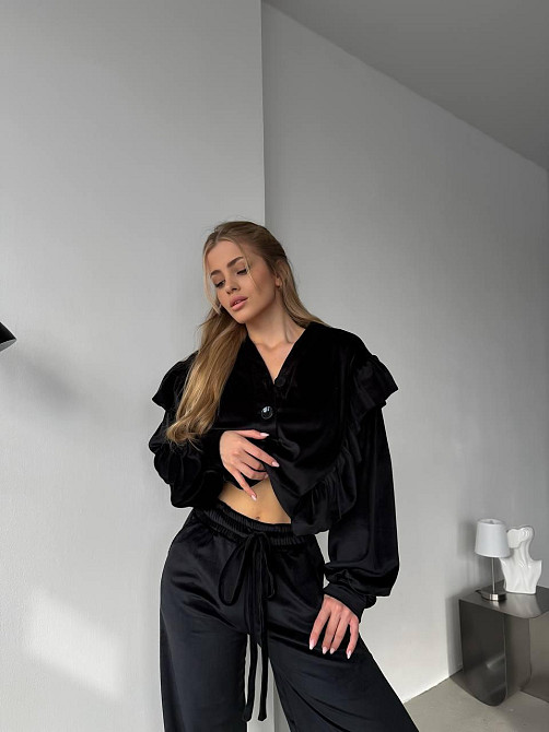 Жіночий ніжний костюм-двійка: кофта та штани з велюру Чорний, 42/44 Одеса - фото 6