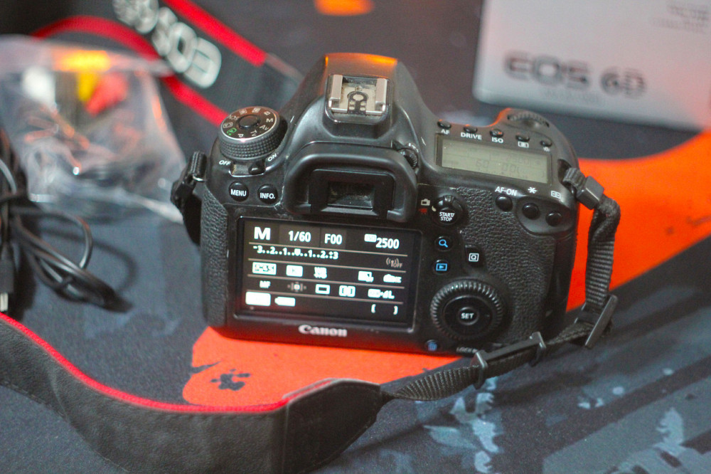 Дзеркальний повнокадровий фотоапарат Canon EOS 6D WiFi Дзеркалка.Комплект. Б\У Київ - фото 2