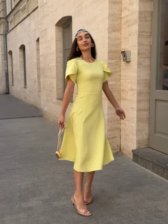 Стильне жіноче плаття з відрізною талією та спідницею сонце-кльош. Одеса