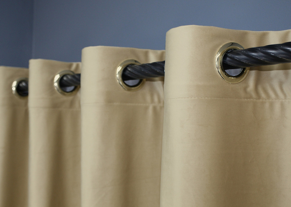 Комплект штор на люверсах VR-Textil Бархат № 1653ш Бежевый 150х280 см 2 шт (37-0229) Киев - изображение 6