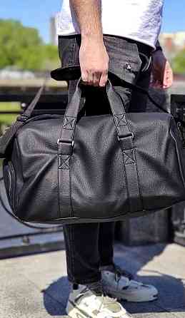 Спортивна сумка з відділенням для взуття чорного кольору 52*30*30 см. Харків