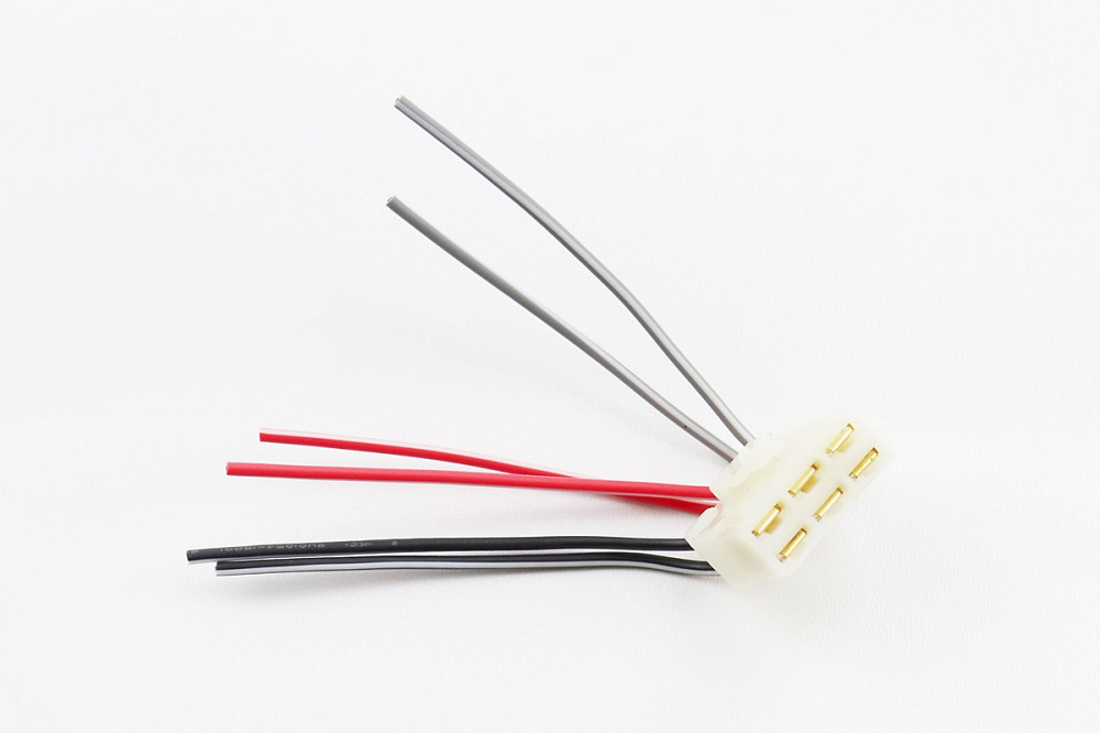 Роз'єм з дротами для реле-регулятора напруги 6конт - "мама", тип 2 Київ - фото 1