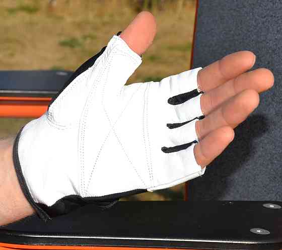 Рукавички для фітнесу MadMax MFG-444 Fitness White M Київ