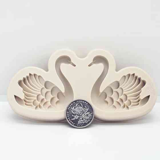 Молд силиконовый Лебеди 128 на 60 мм серый Киев