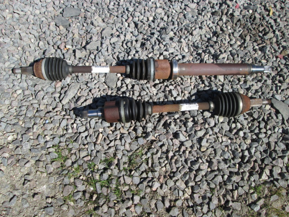 Піввісь права Ford Fiesta MK7 1.25 бензин 2008-2017 Ковель - изображение 1