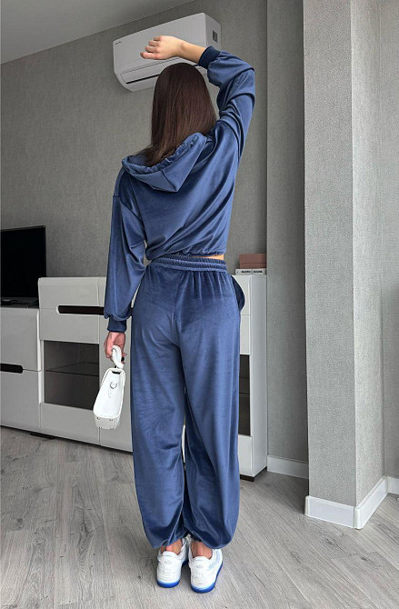 Жіночий стильний костюм з турецького королівського велюру Синій, 42/44 Одеса - фото 5