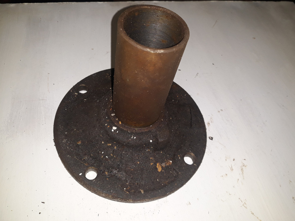 Крышка подшипника (фланец) первичного вала ГАЗ 24. 24 1701040 11 Харьков - изображение 1