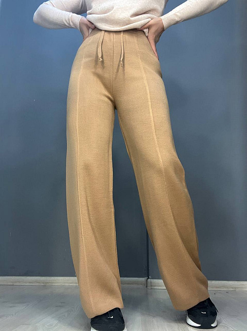 Брюки женские My fashion 202401 клеш от бедра со стрелкой шнурок га талии машинная вязка one size, карамель, one size Киев - изображение 5