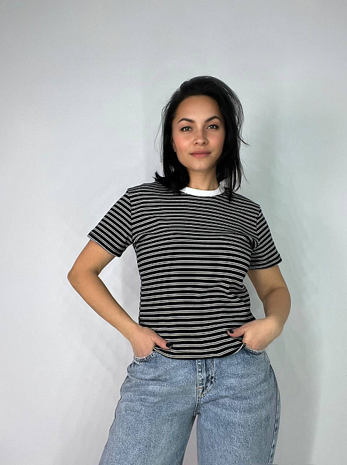 Футболка жіноча A-N 25189 в смужку базова модель середня довжина one size, чорний, one size Київ - фото 18