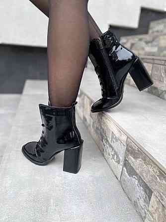 Черевики жіночі ARLEN чорні шкіра лакована каблук 9см 36р.37р. (БН-9556/1380) Коломия