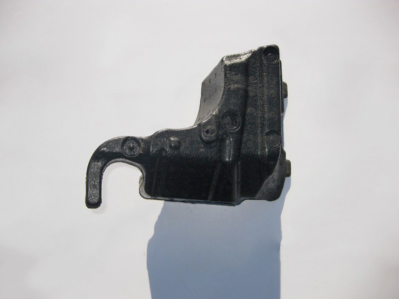 Mercedes-Benz  A2057350686 Пінопластовий ущільнювач внизу задніх правих дверей передня частина C-Class W205 Одеса - фото 1