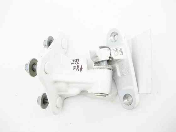 Mercedes-Benz  A2927200437 Петля дверей знизу праворуч GLE Coupe C292 Одеса