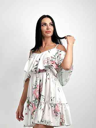 Сарафан на бретельках с воланами 