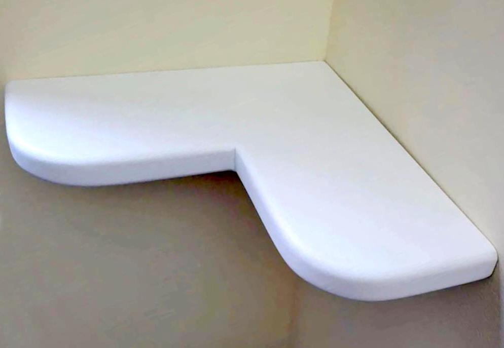 Полка для ванной 