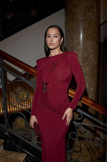 Жіноче елегантне привабливе максіплаття з мікродайвінгу Бордо, 44/46 Одеса - фото 3