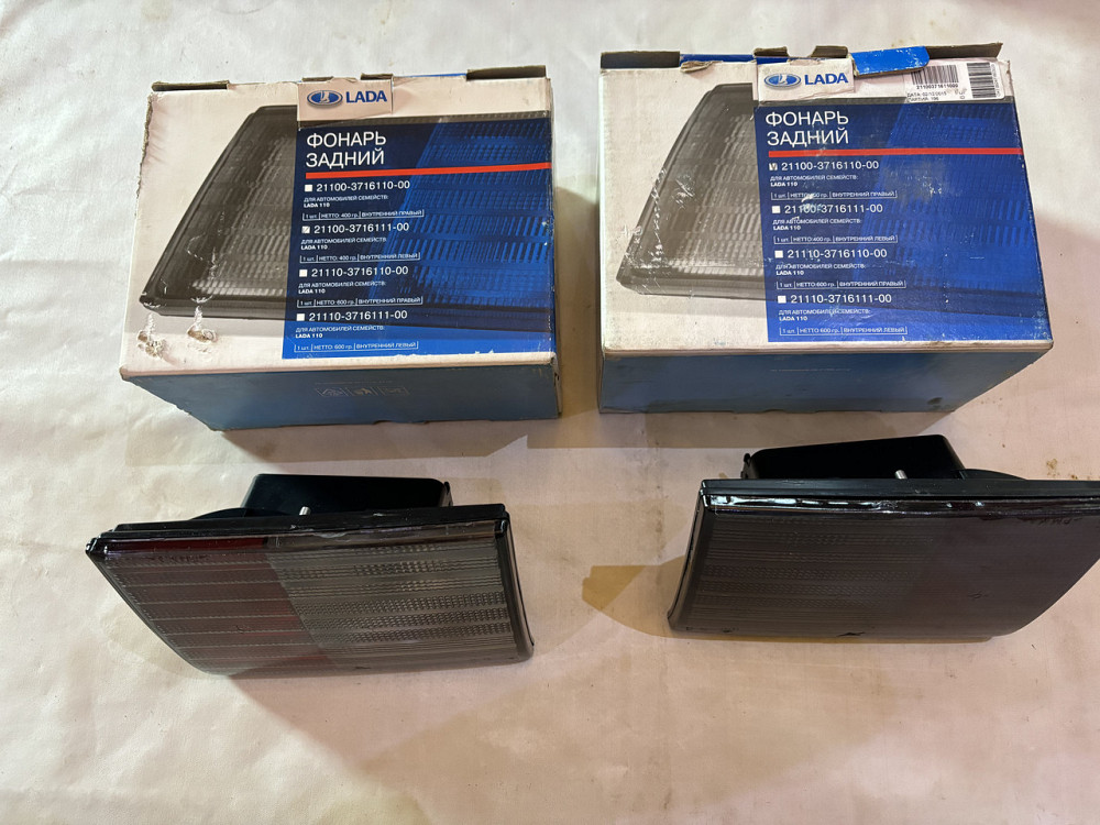 Ліхтар задній внутрішній ВАЗ-2110 (комплект). 21100-3716110-00/21100-3716111-00. Харків - фото 1