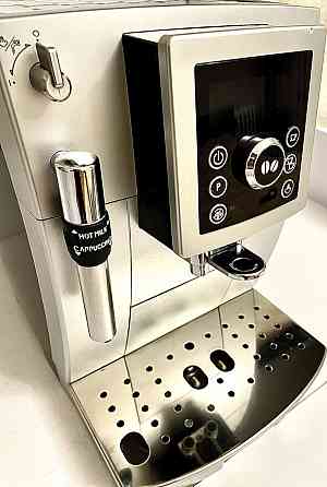 Кавоварка Delonghi ECAM 23.420SB Київ