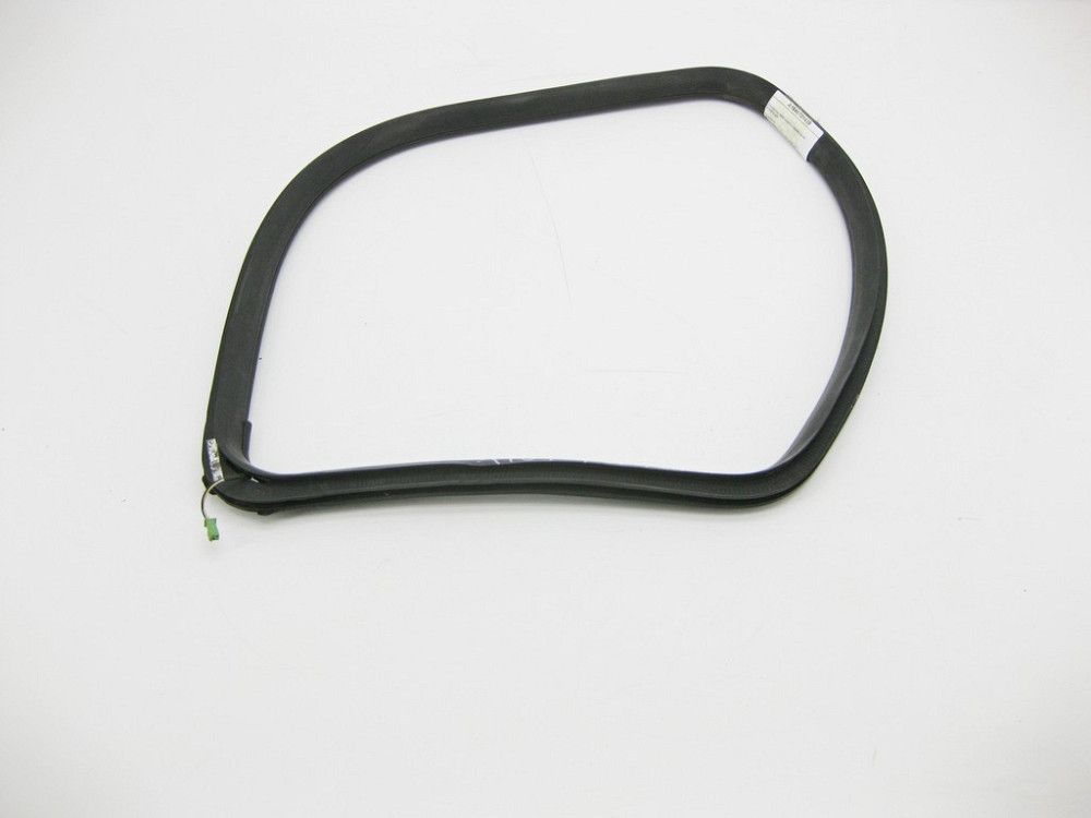 Mercedes-Benz  A1646701439 Ущільнювач правої кватирки заднього крила GL X164 Одеса - фото 1