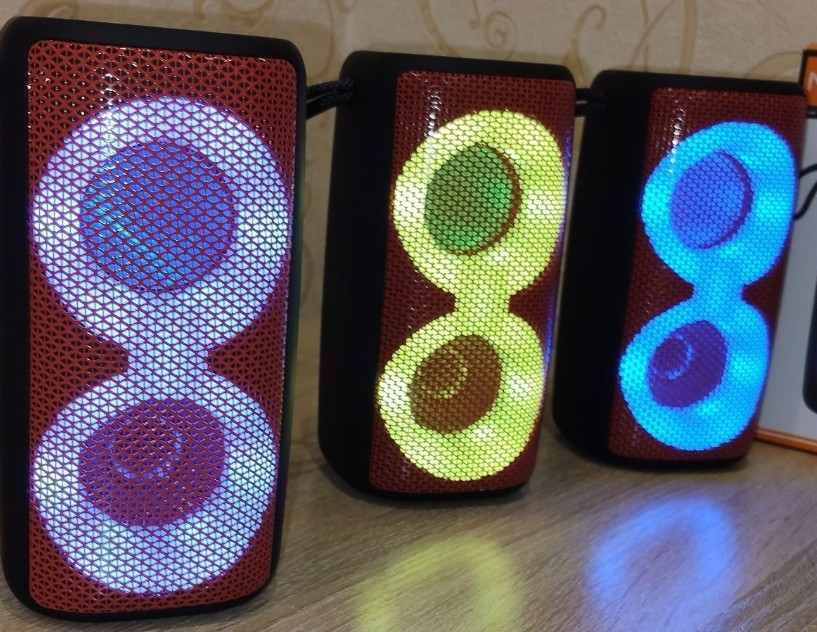 Мощная блютуз колонка с подсветкой и FM радио. Харків - фото 4