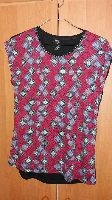 Женская футболка 46 разноцветный Киев - изображение 2