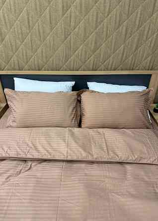 Комплект постільної білизни Страйп-сатин Двоспальний 180х220 з простирадлом на резинці Мокко (88-106) Київ