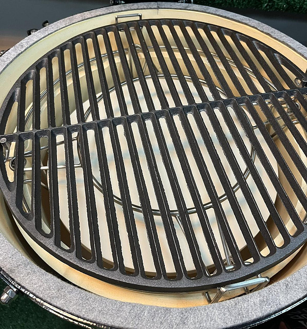 Комплект из камня, чугунной решетки и двухуровневой системы из нержавеющей стали для керамических грилей 47 см GRILLI 006035 Код: Ровно - изображение 2