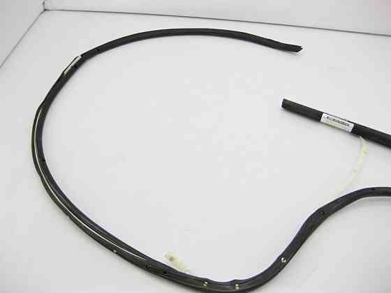 Mercedes-Benz  A2097200254 Ущільнювач над правим опускним склом CLK C209 Одеса