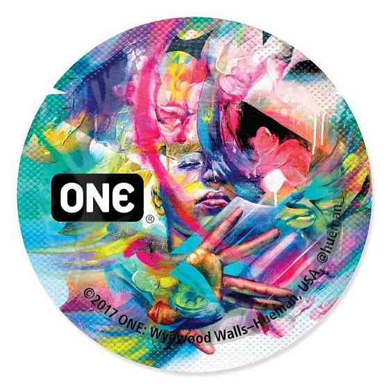 Набір презервативів ONE Classic Select Artist Collection, 100 шт, зі змазкою, паковання-тубус Sex Aura Київ