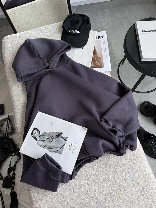 Женская базовая кофта худи из турецкой тринитки на флисе Графит Одесса - изображение 5