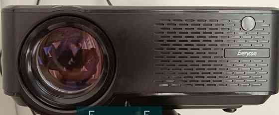 Проєктор Every com m8. Київ