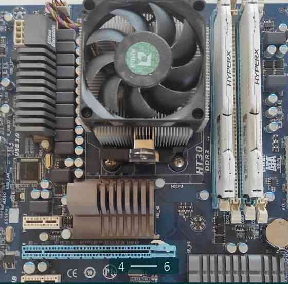 Материнская Плата: GIGABYTE. Киев