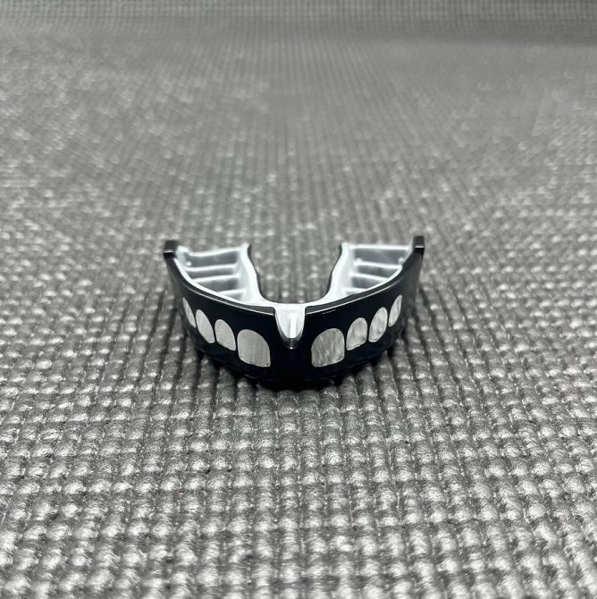 Капа OPRO Silver доросла (вік 11+) Grillz Black/Silver (art.102502013) Кам'янське - фото 6